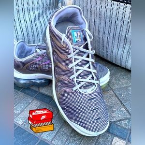 🤦🏾‍♂️🔥 NIKE Air VaporMax Plus "GRID” 924453-105 White/Purple MEN'S SZ 10